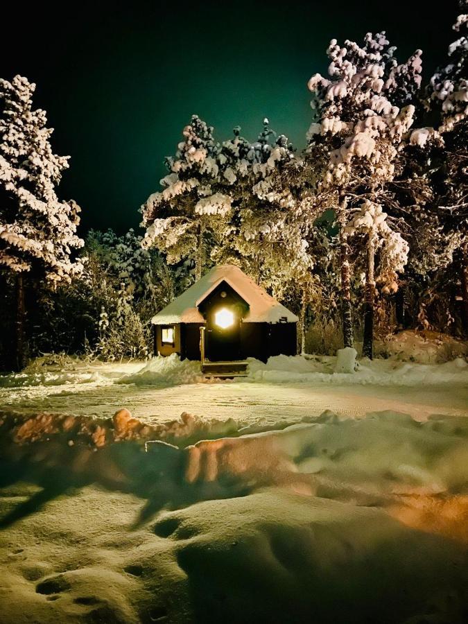Camp Caroli Hobbit Hut Villa ยุคคาซาร์วิ ภายนอก รูปภาพ
